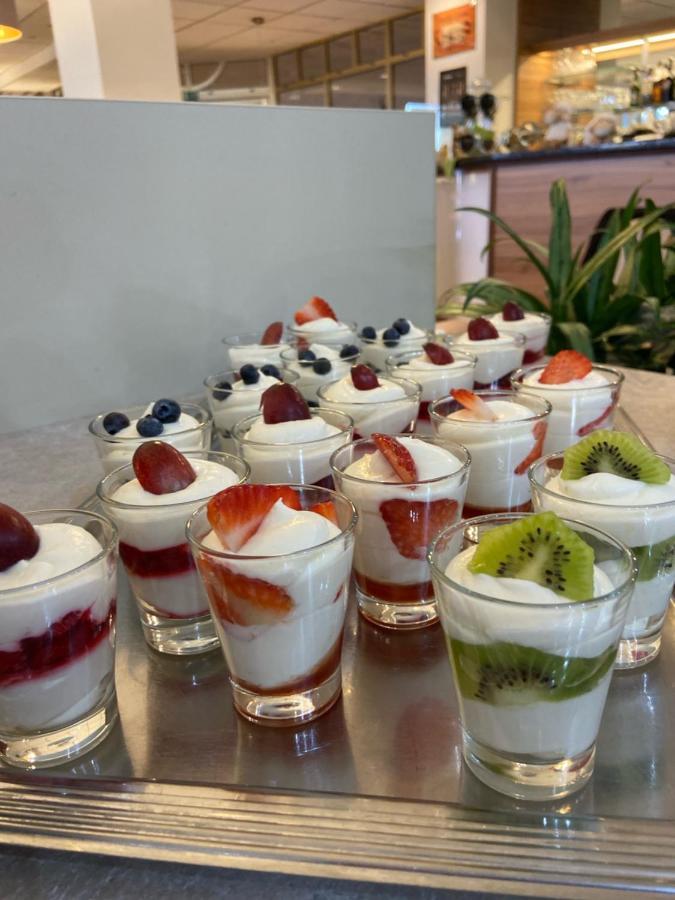 Garni Hotel Pyramida Cheb Esterno foto
