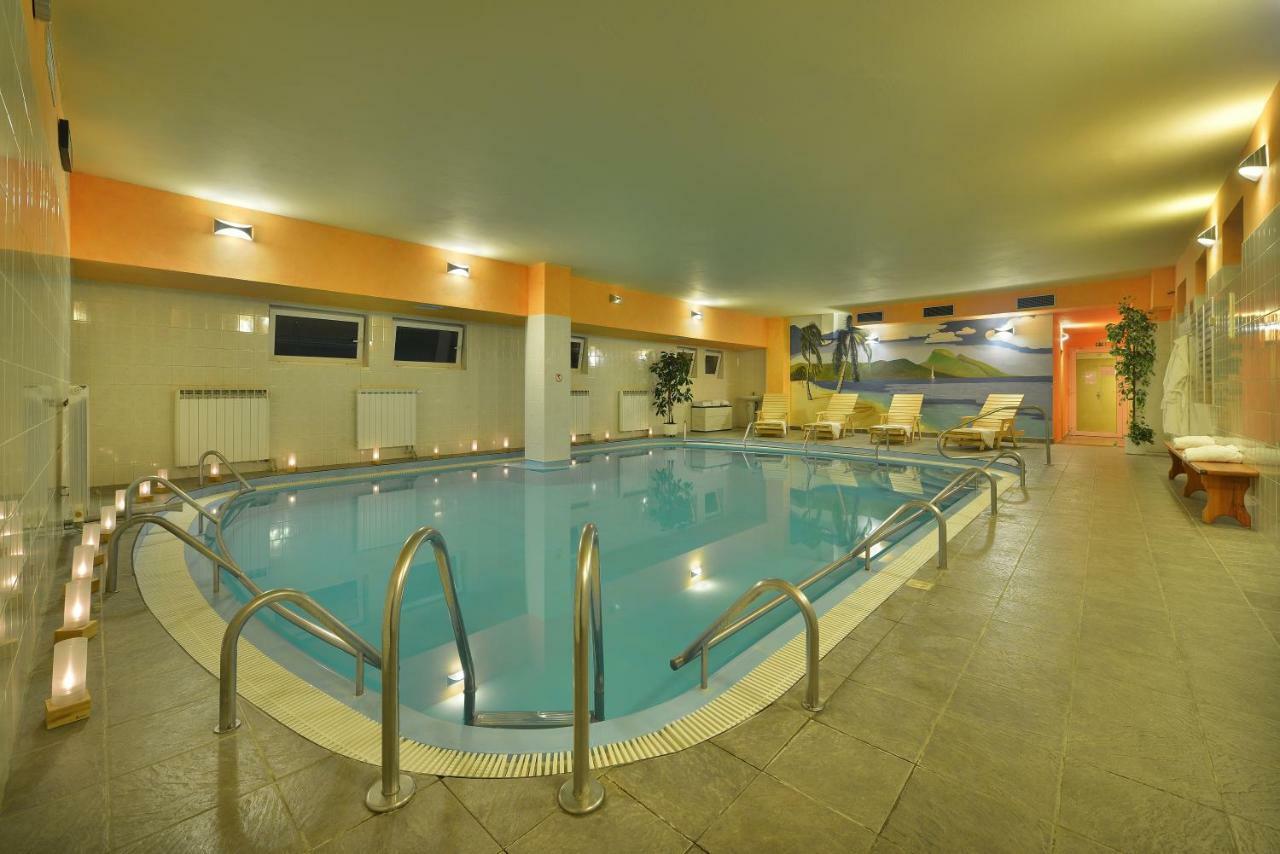 Garni Hotel Pyramida Cheb Esterno foto